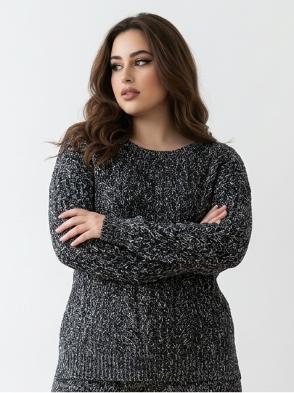 ⚡️Maternity Ingrid & Isabel Black and White Crew Neck Sweaters | Size S
